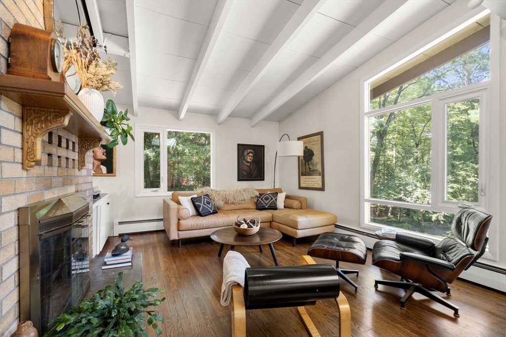 54 Prospect Street, Sherborn