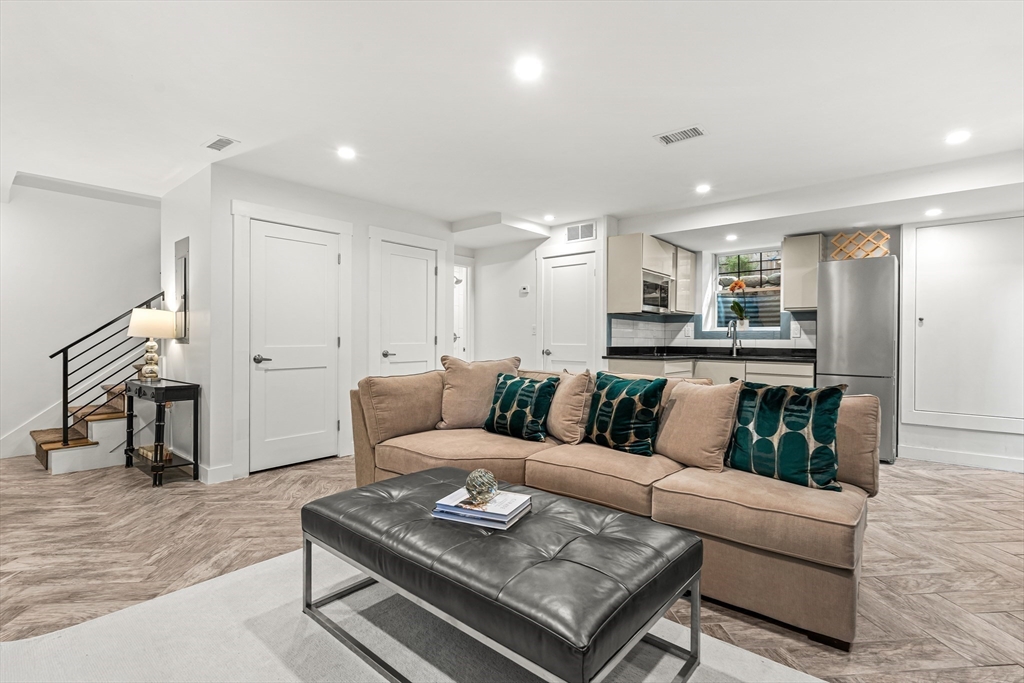 3 Pineridge Rd