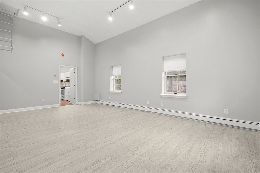 460 Worcester Street, Wellesley