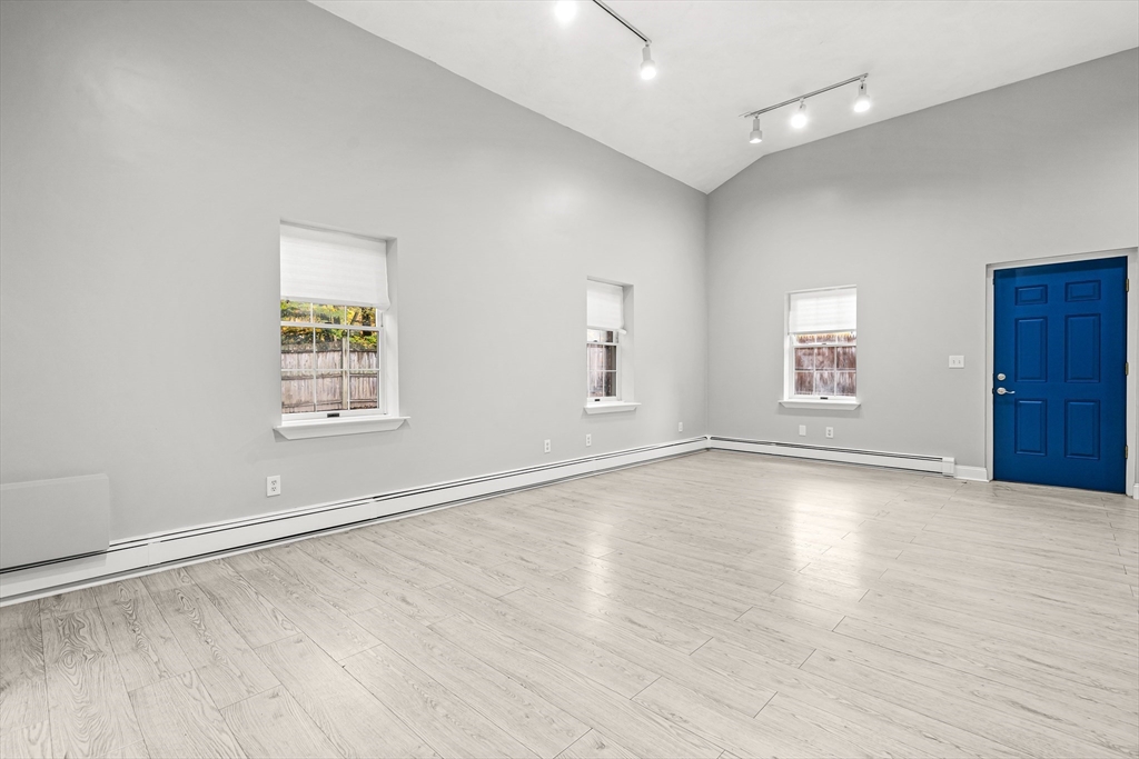 460 Worcester Street, Wellesley