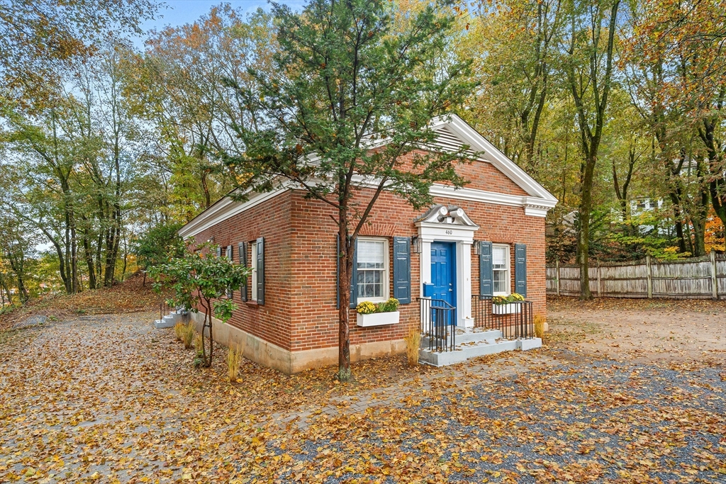460 Worcester Street, Wellesley