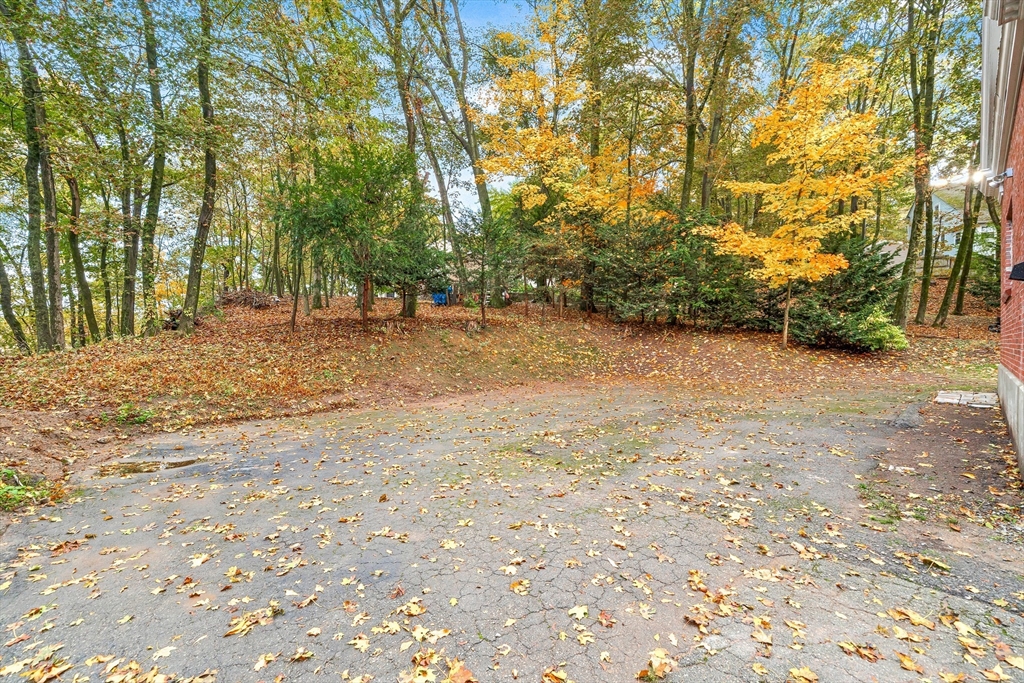 460 Worcester Street, Wellesley