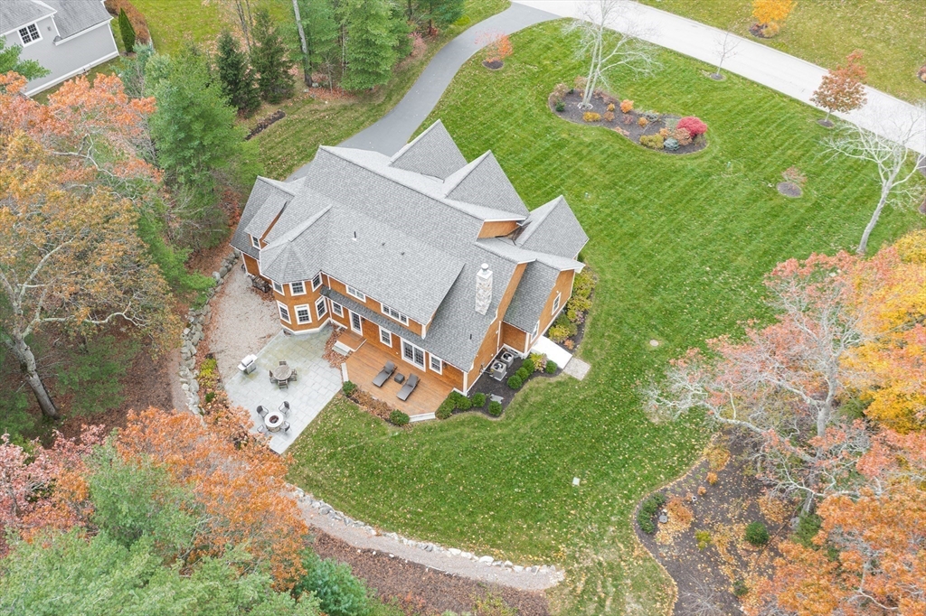 4 Dancer Farm Dr
