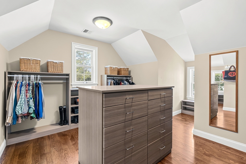 4 Dancer Farm Dr