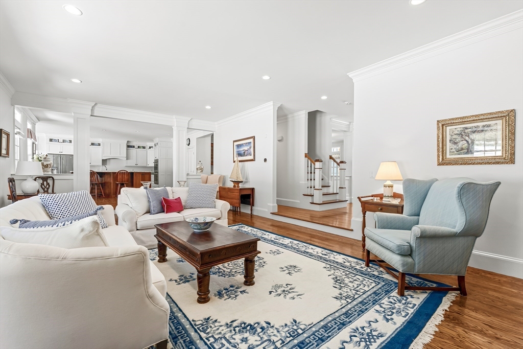 4 Dancer Farm Dr