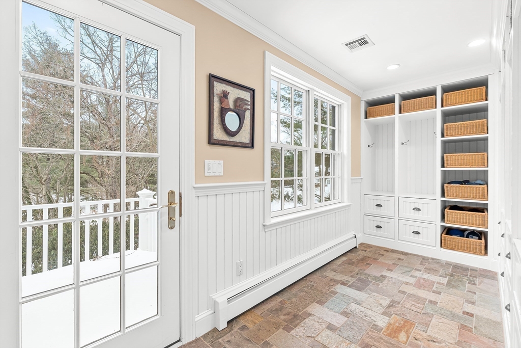 65 Woodcliff Rd