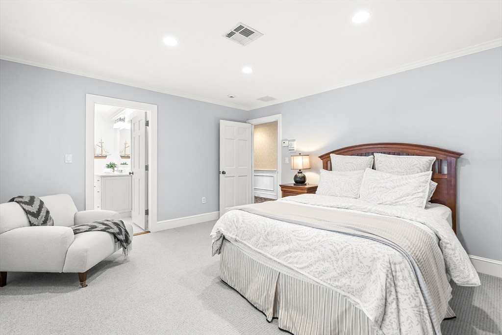 65 Woodcliff Rd