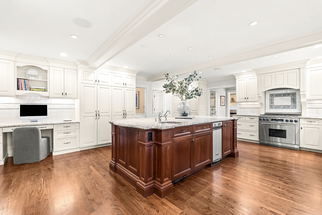 65 Woodcliff Rd