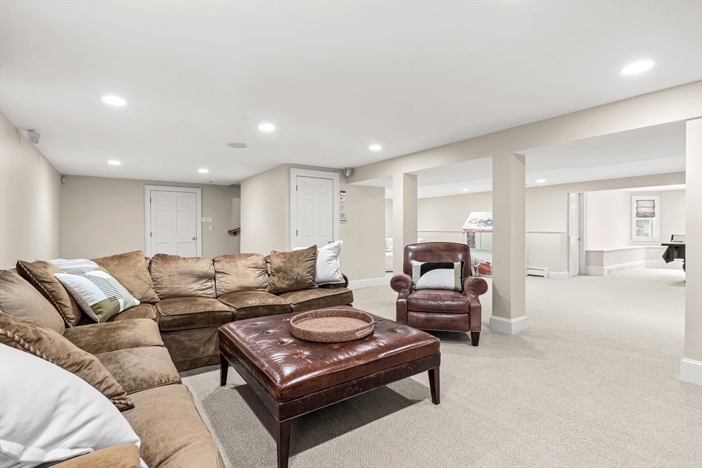 65 Woodcliff Rd