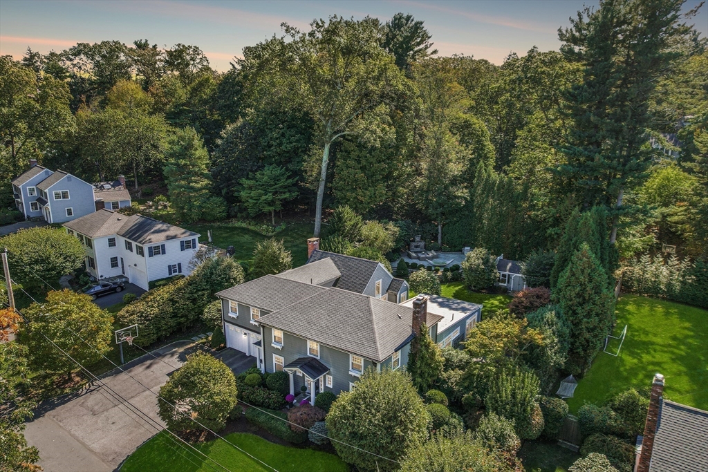 27 Radcliffe Rd