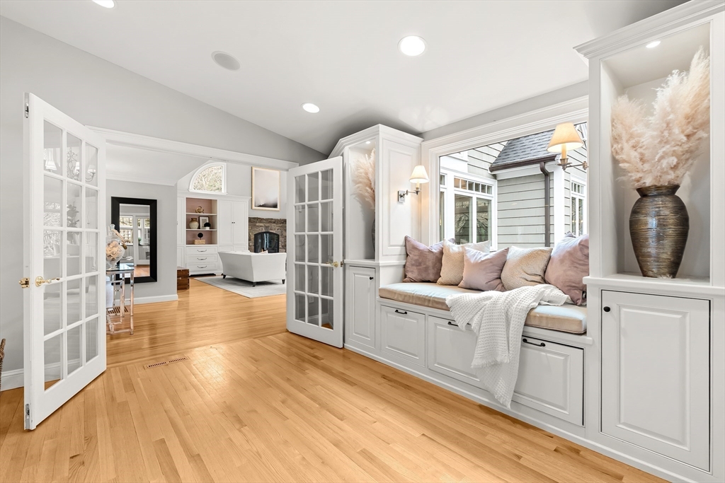 27 Radcliffe Rd