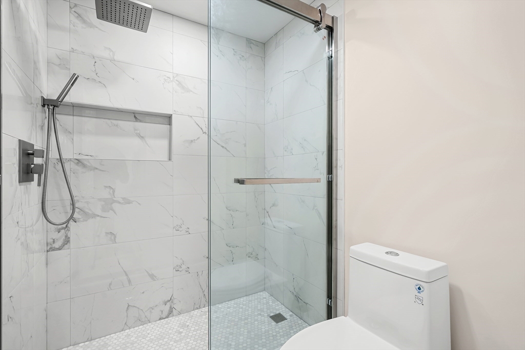 4 Jericho Rd # 4C