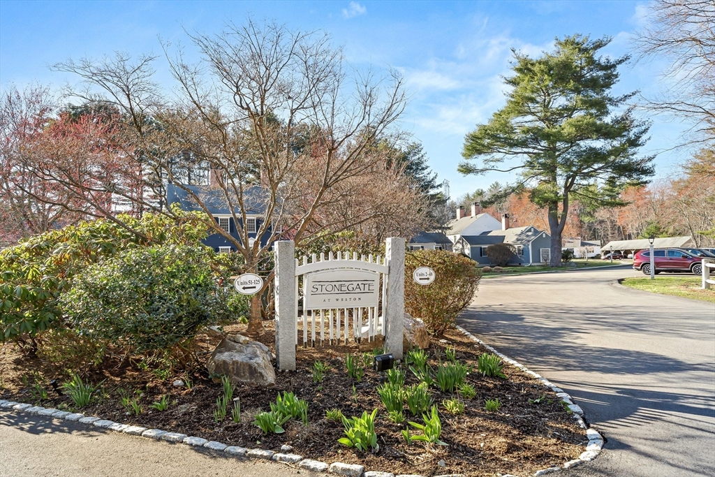 4 Jericho Rd # 4C