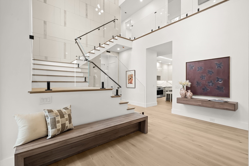 5 Deer Path Ln