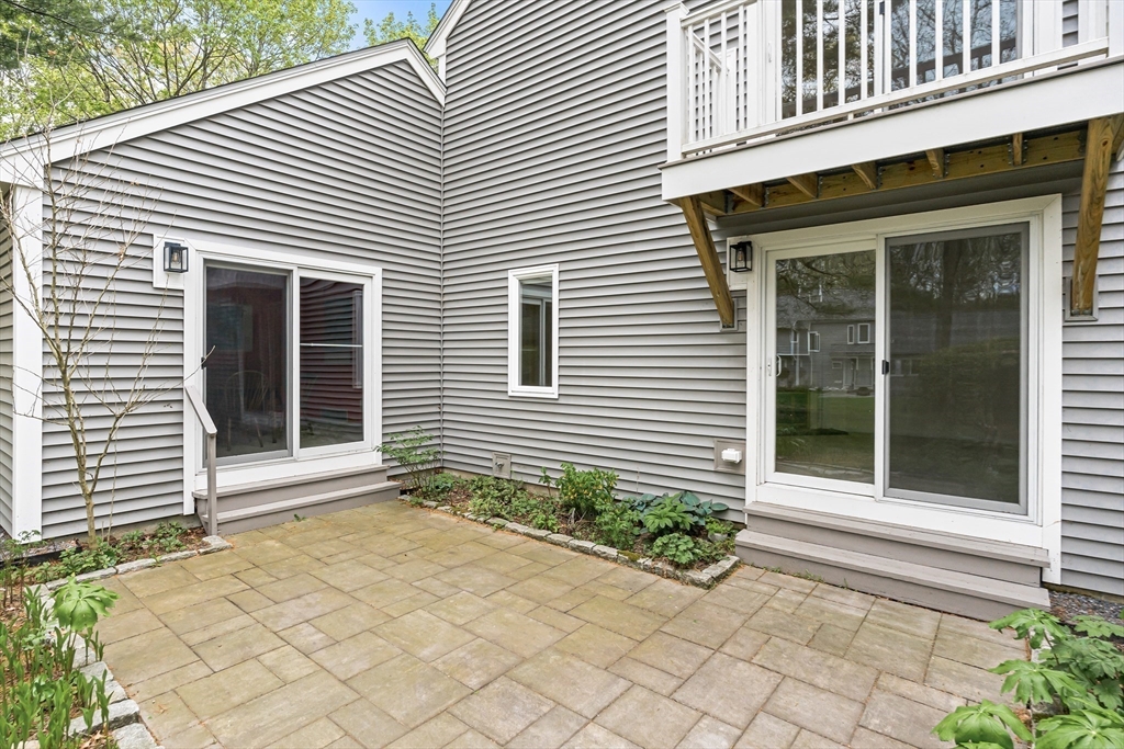 12 Steepletree Ln # 12