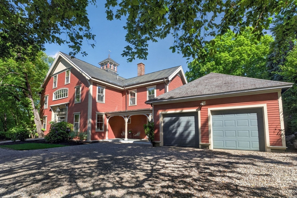 47 Longfellow Rd
