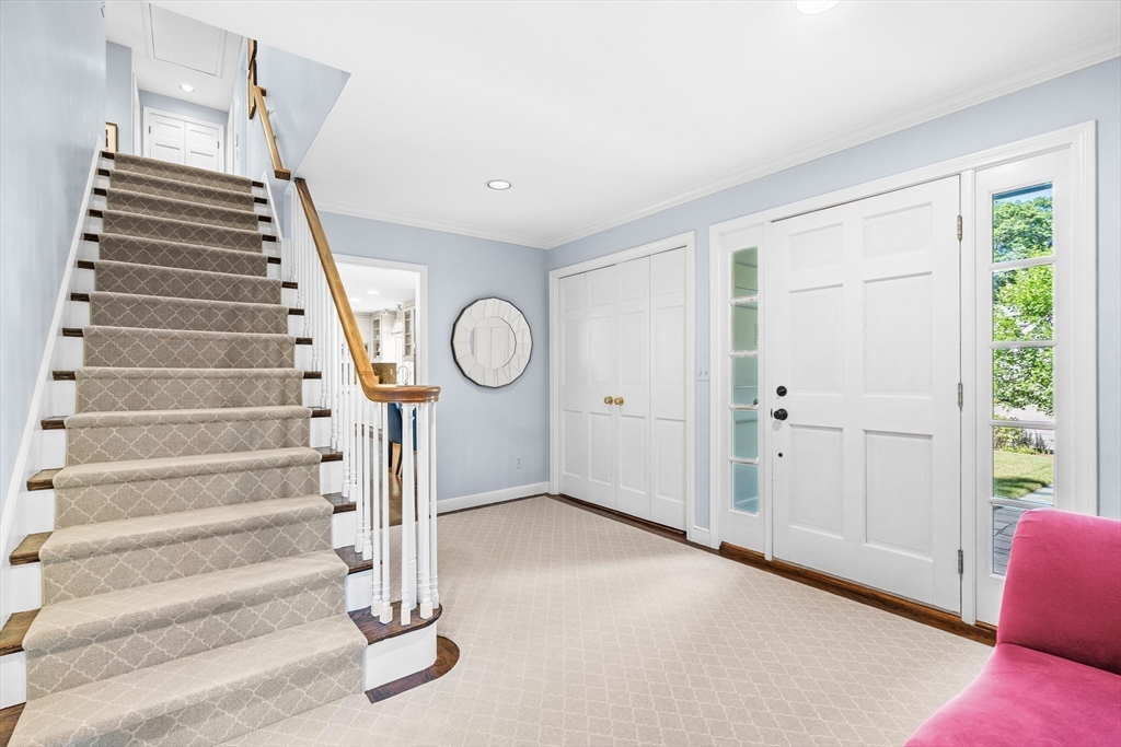 10 Colgate Rd