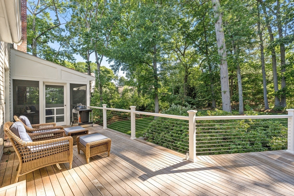 10 Colgate Rd