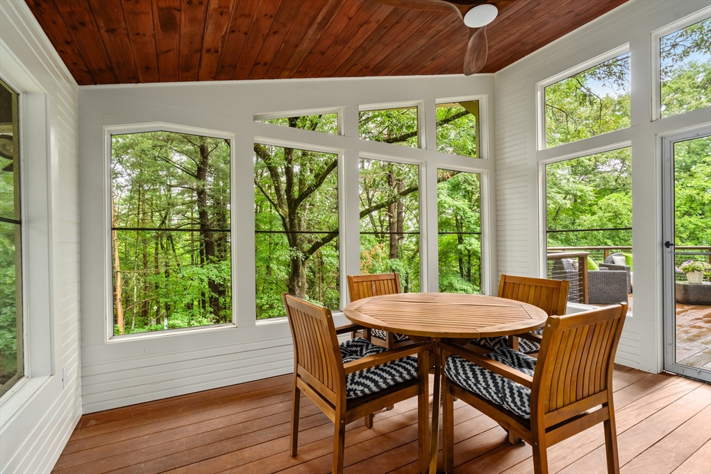 12 Forest Hill Road