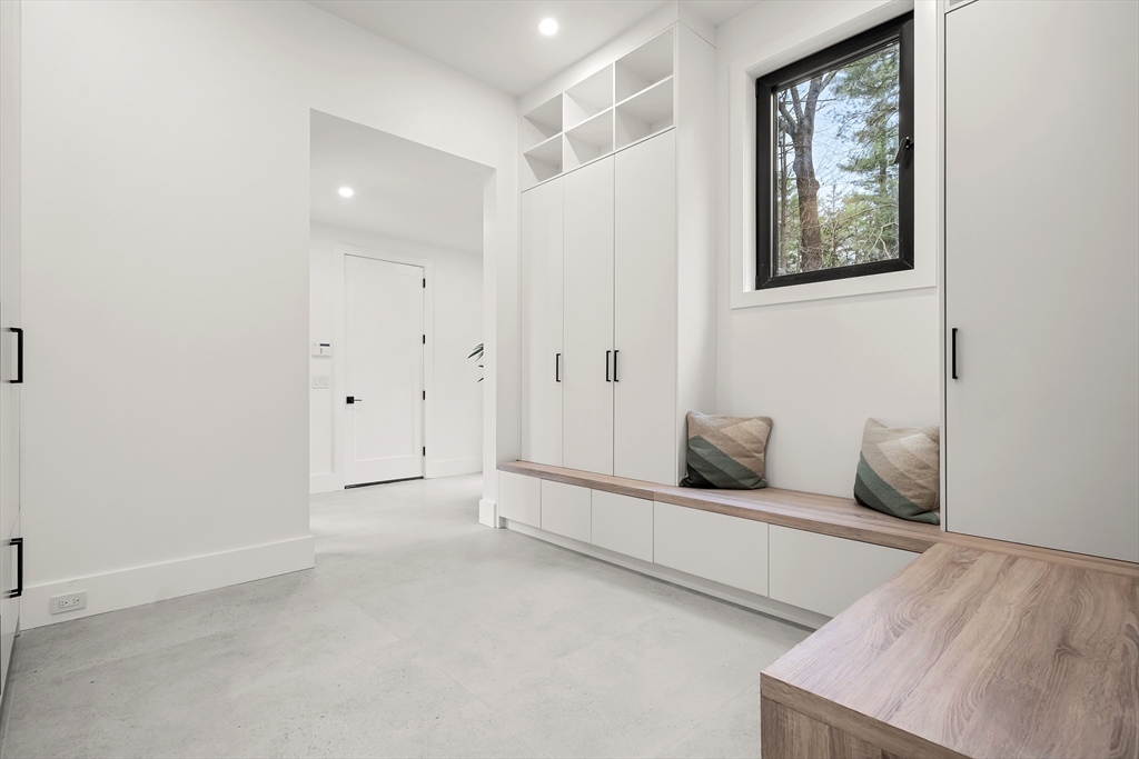 5 Deer Path Lane