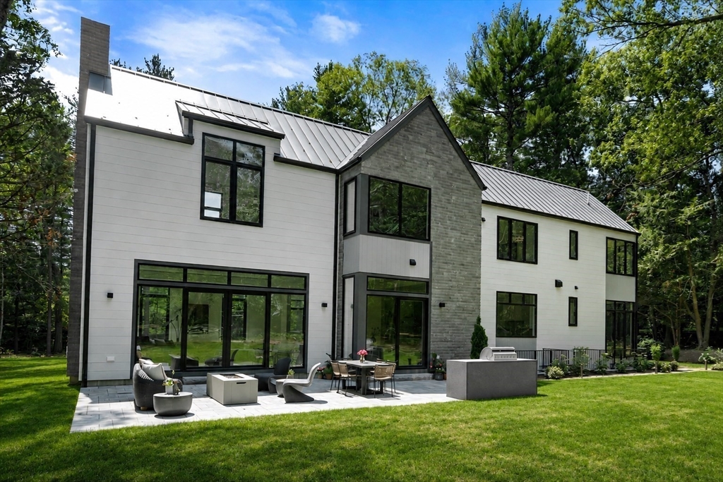 5 Deer Path Lane