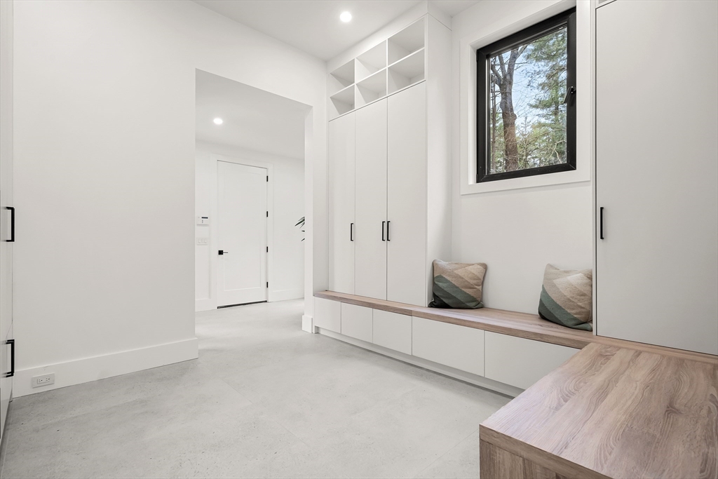 5 Deer Path Lane