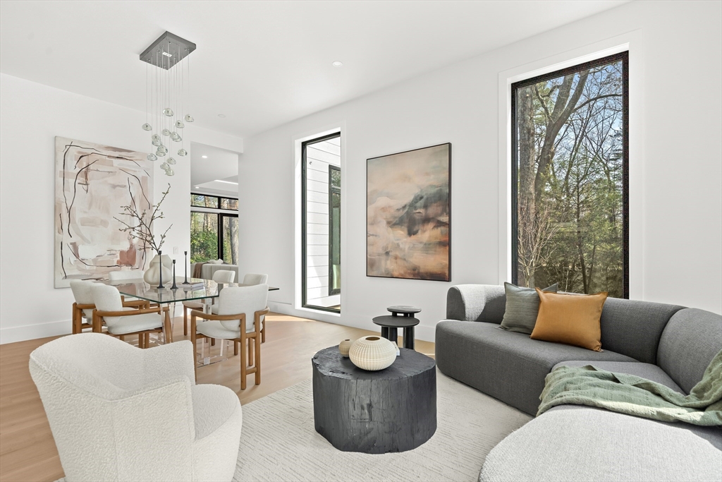 5 Deer Path Lane