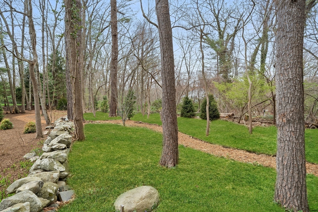 5 Deer Path Lane