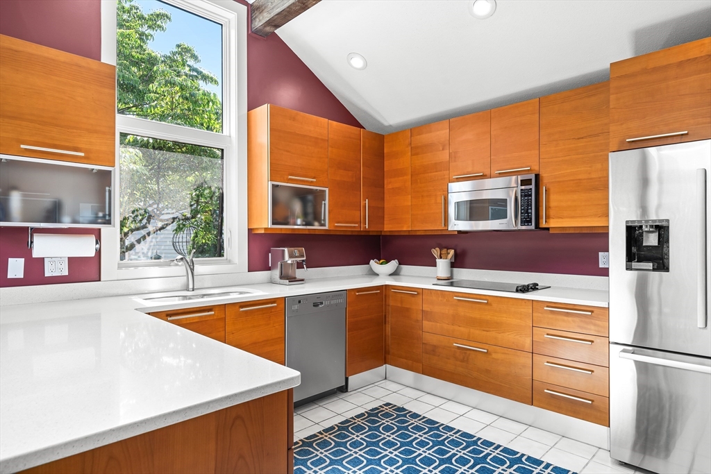 51 Hillside Dr # 51