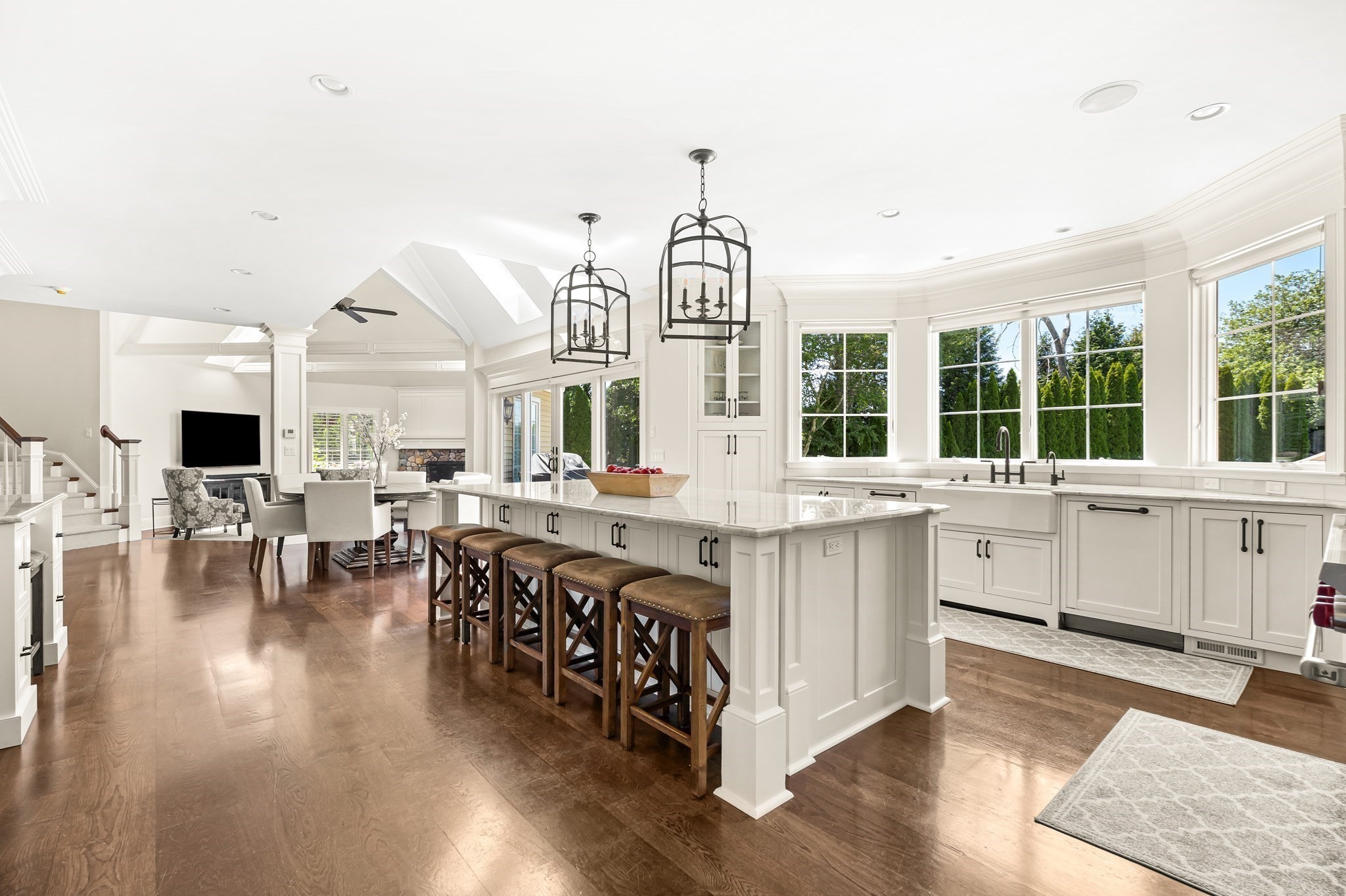 7 Pegan Ln