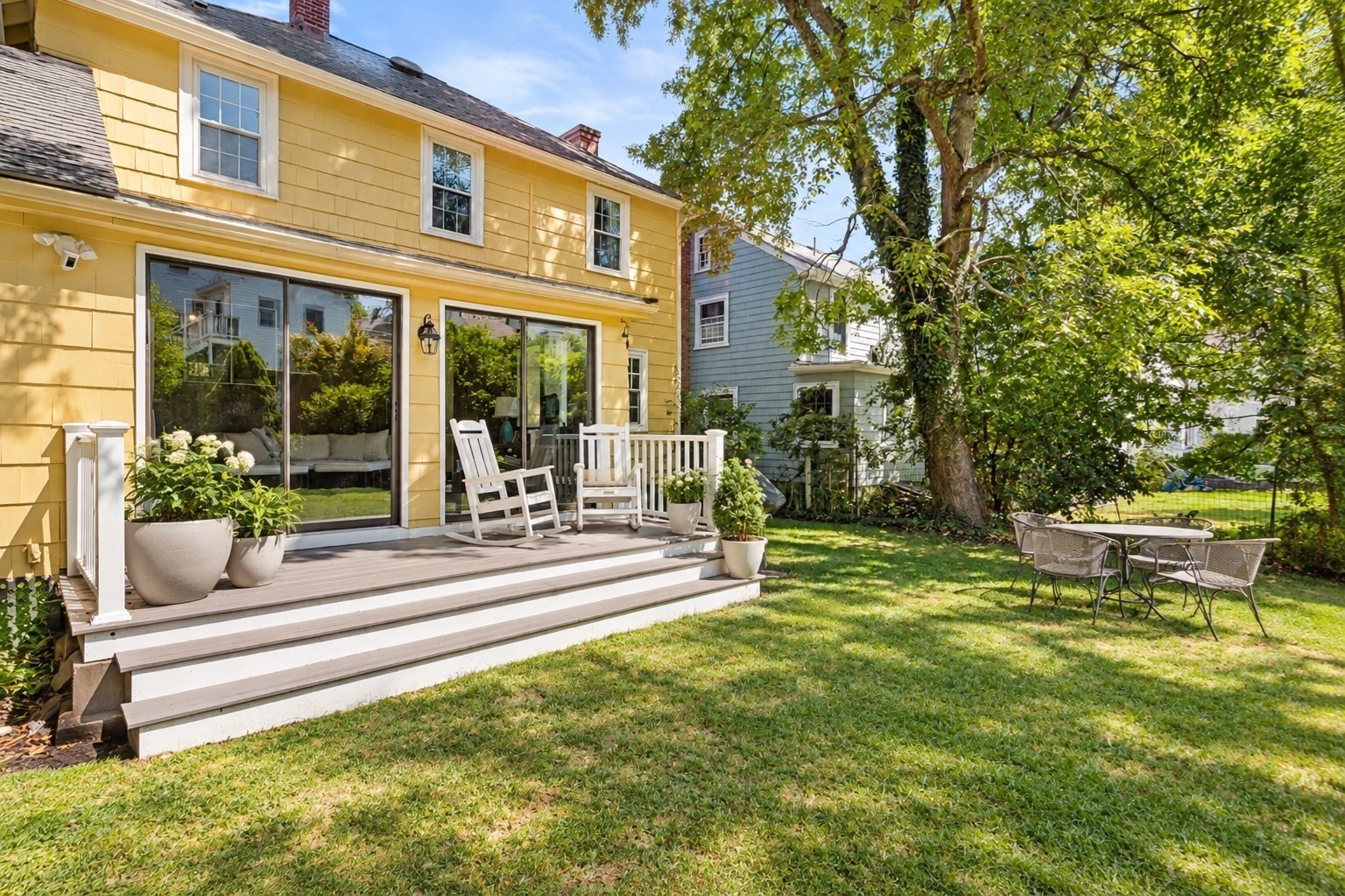 11 Ravenna Rd