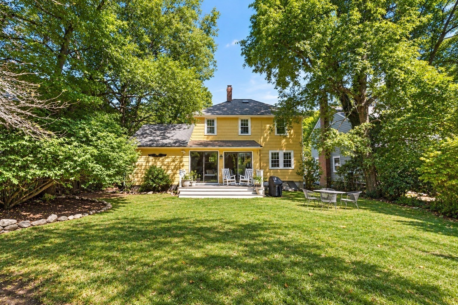 11 Ravenna Rd