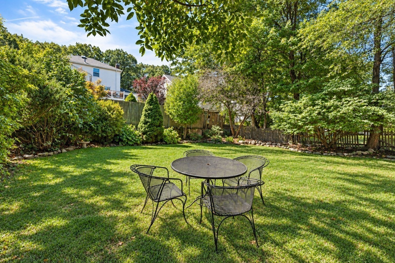 11 Ravenna Rd