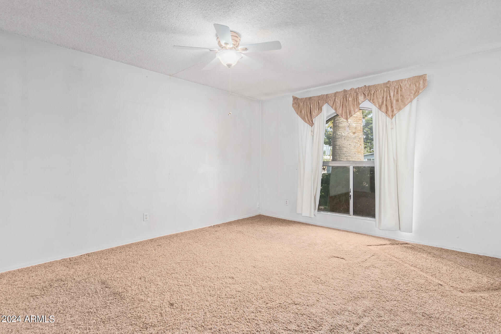 4230 N 86TH Place