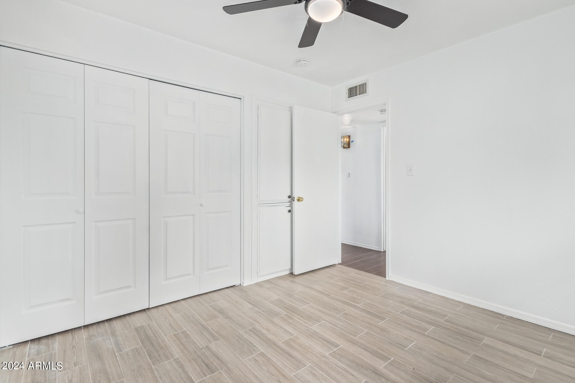4230 N 86TH Place