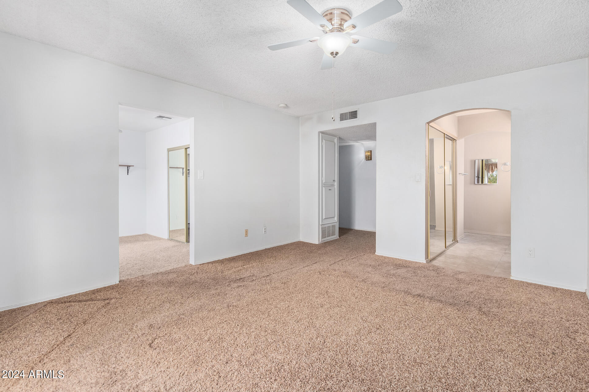 4230 N 86TH Place