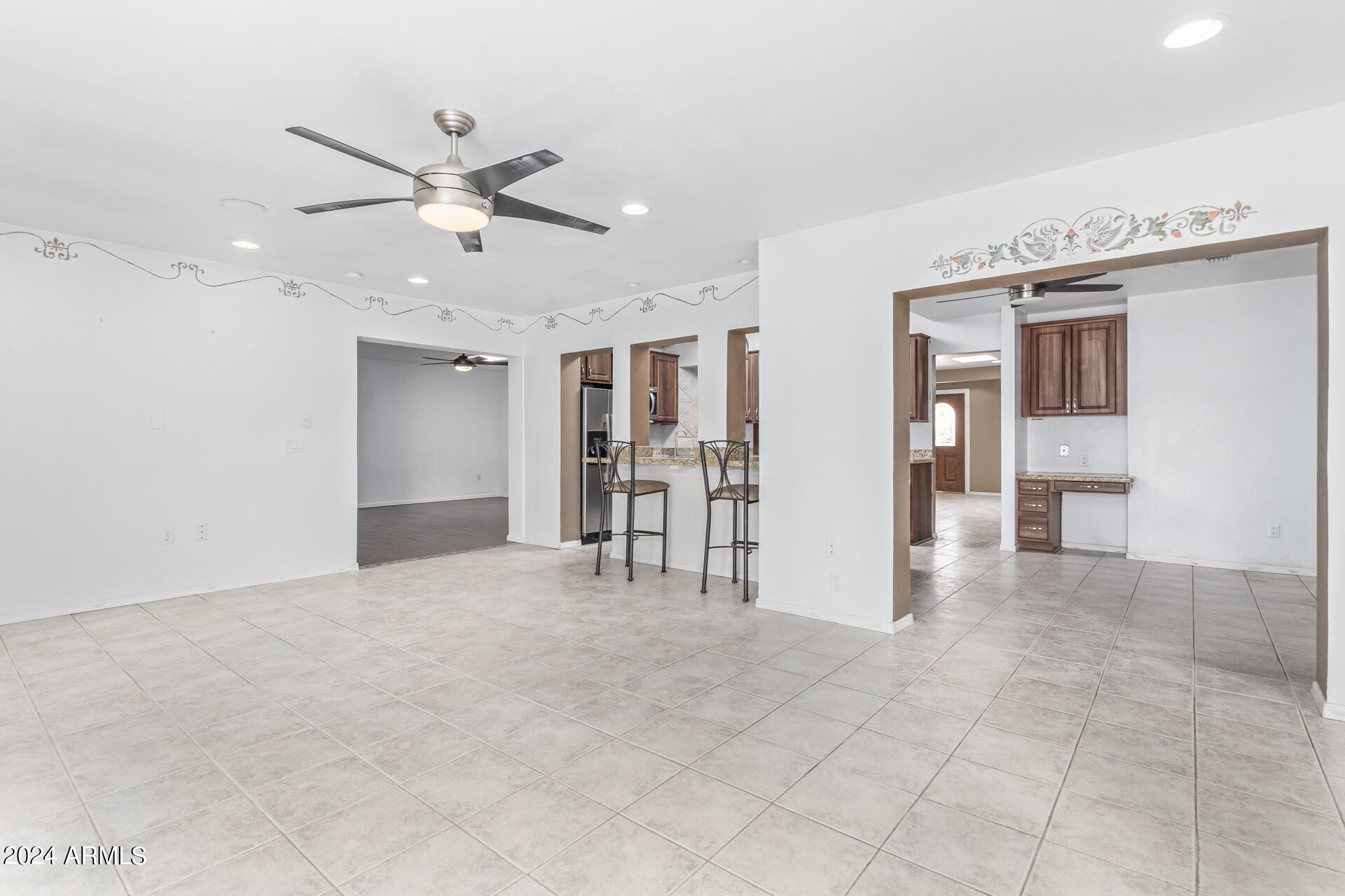 4230 N 86TH Place