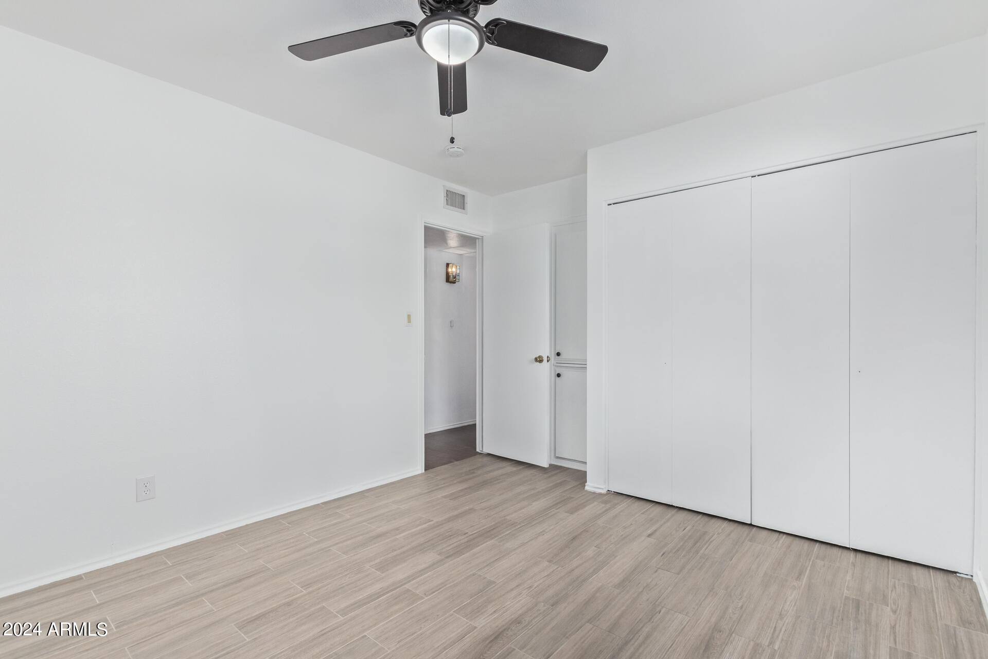4230 N 86TH Place