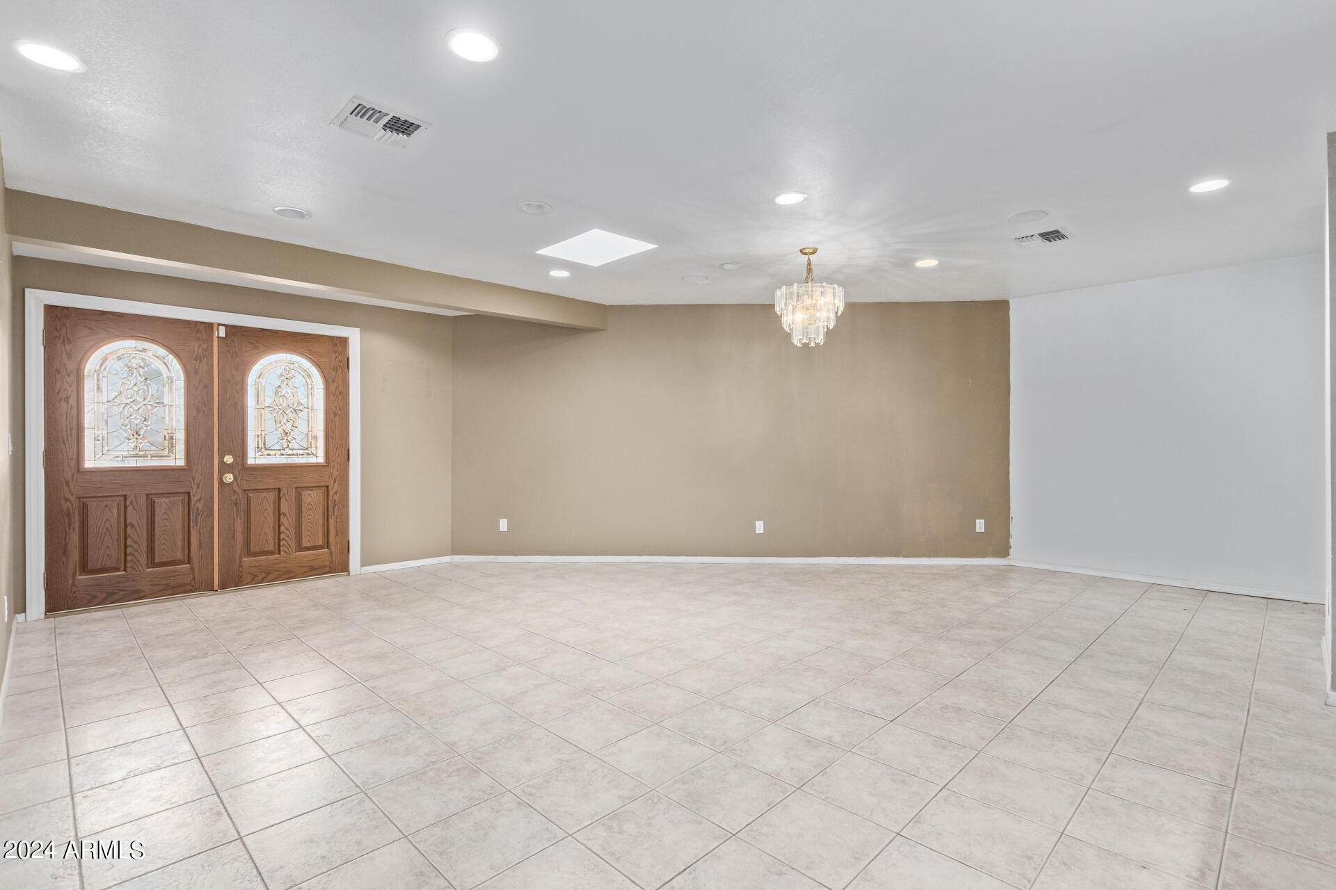 4230 N 86TH Place
