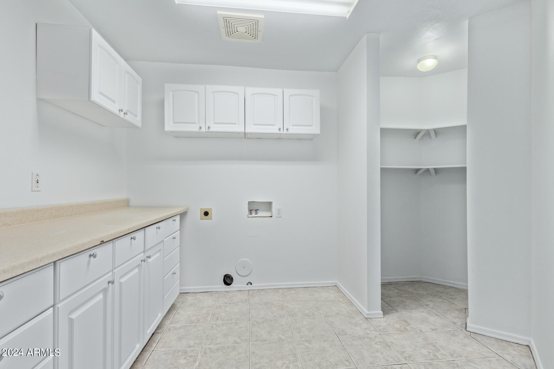 4230 N 86TH Place