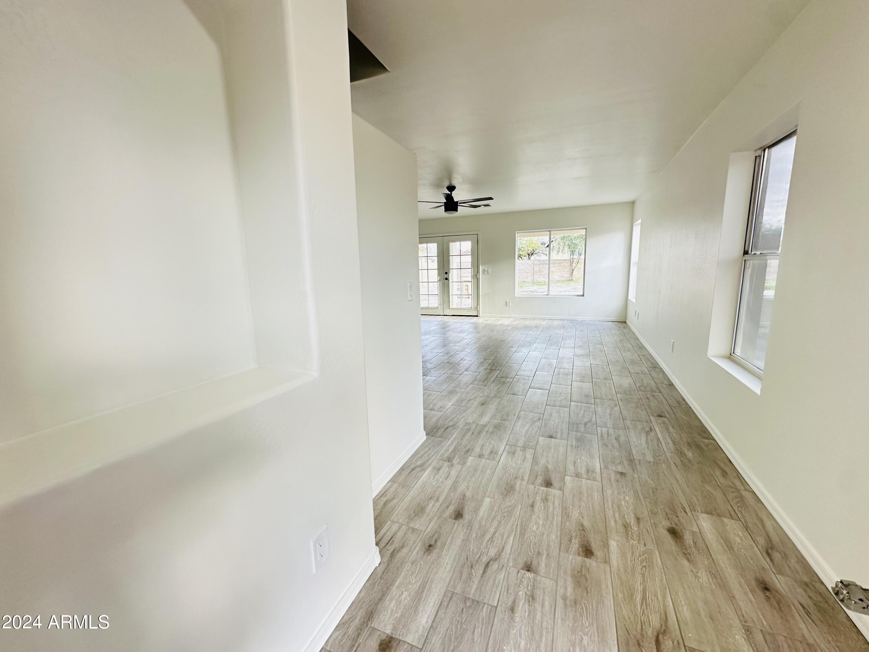 22317 W ADAMS Circle