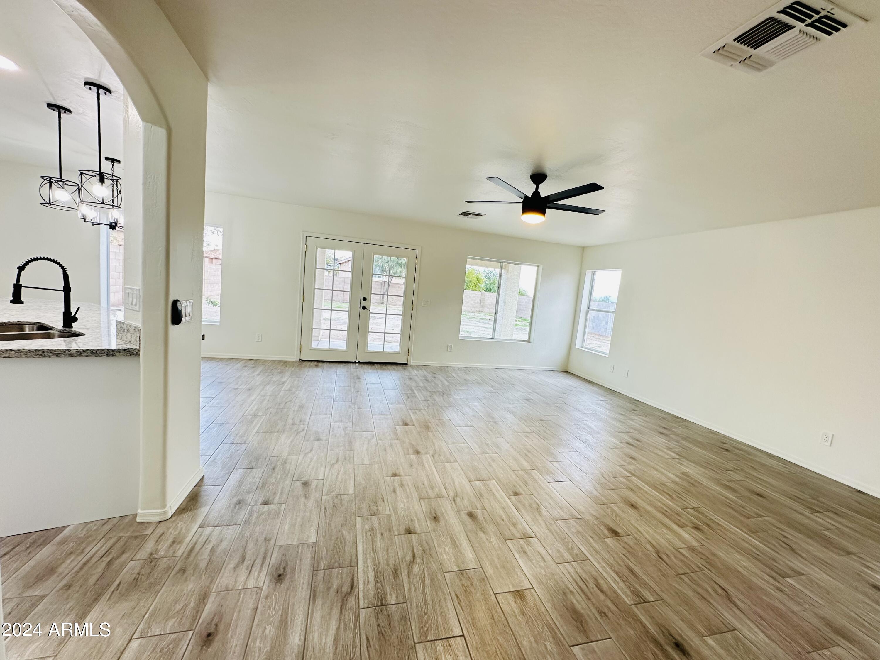 22317 W ADAMS Circle