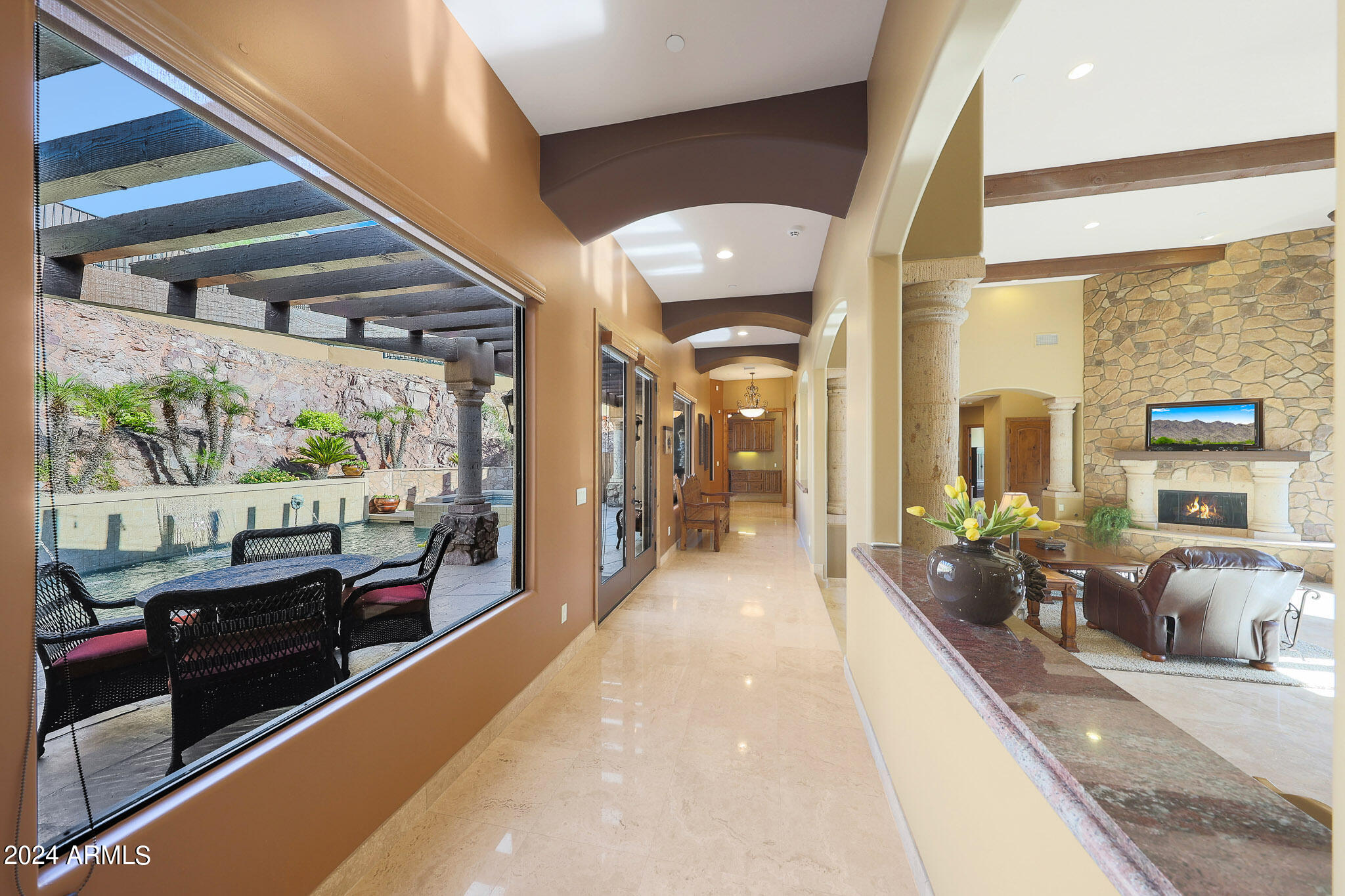9801 N SOLITUDE Canyon
