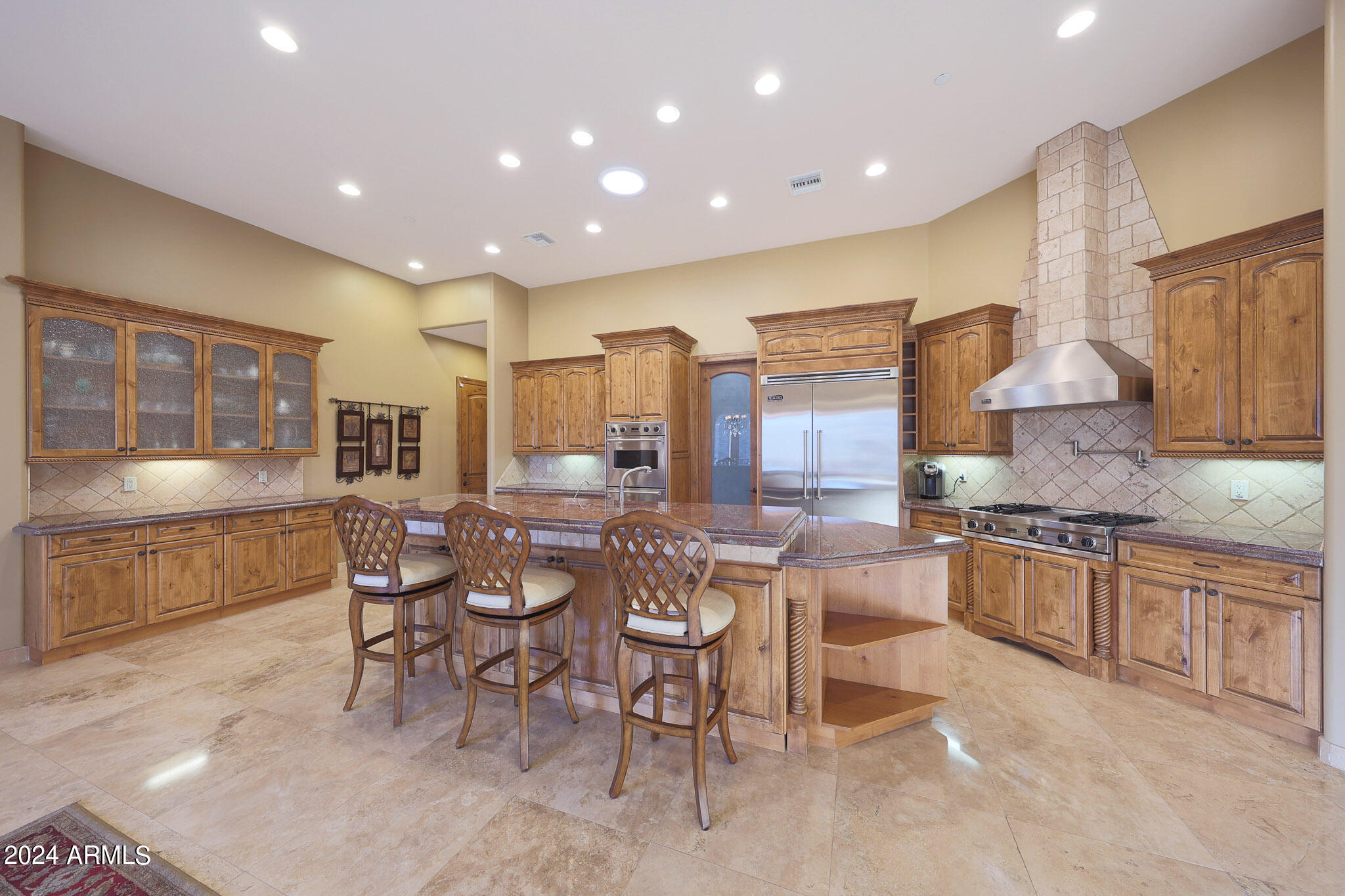 9801 N SOLITUDE Canyon