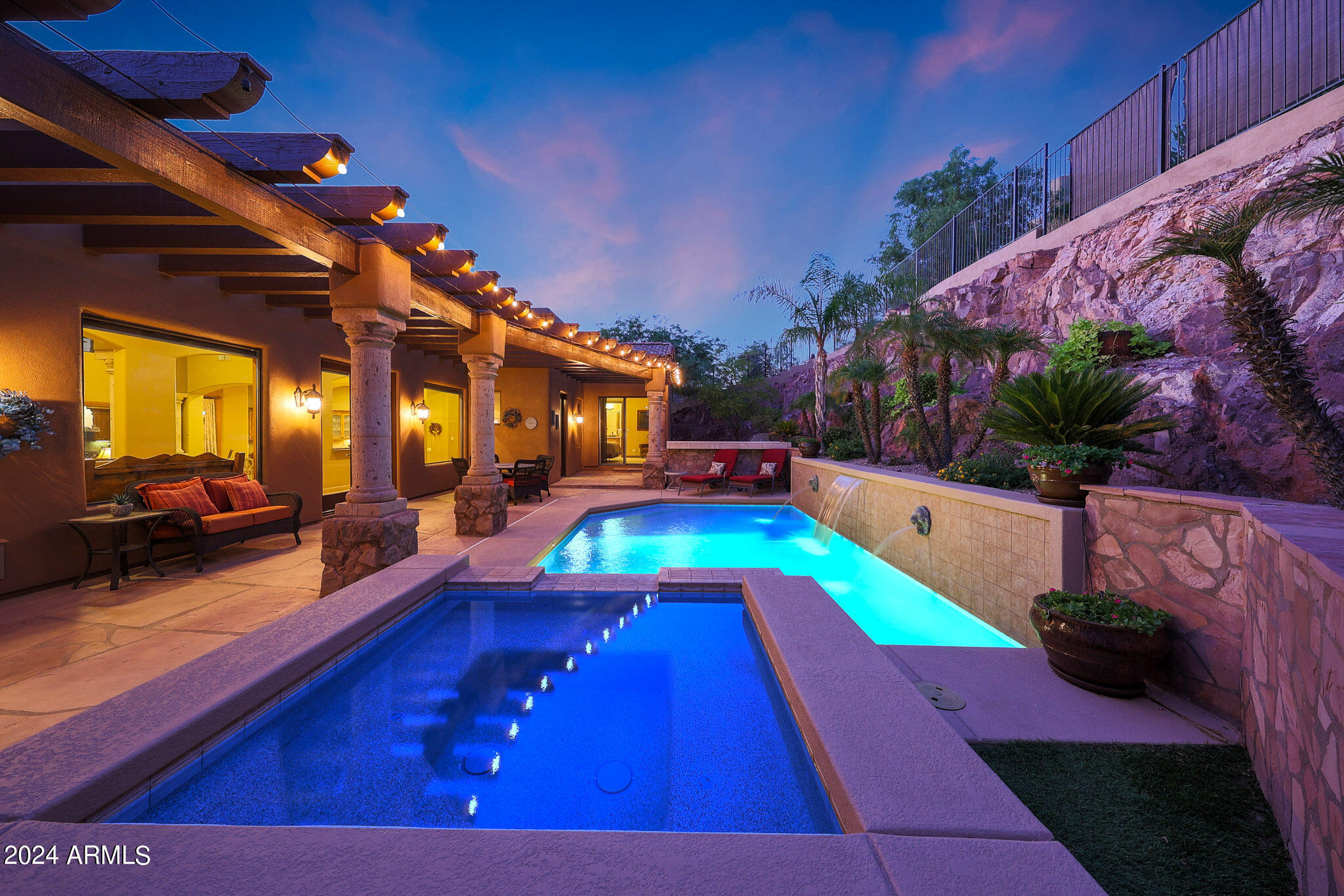 9801 N SOLITUDE Canyon