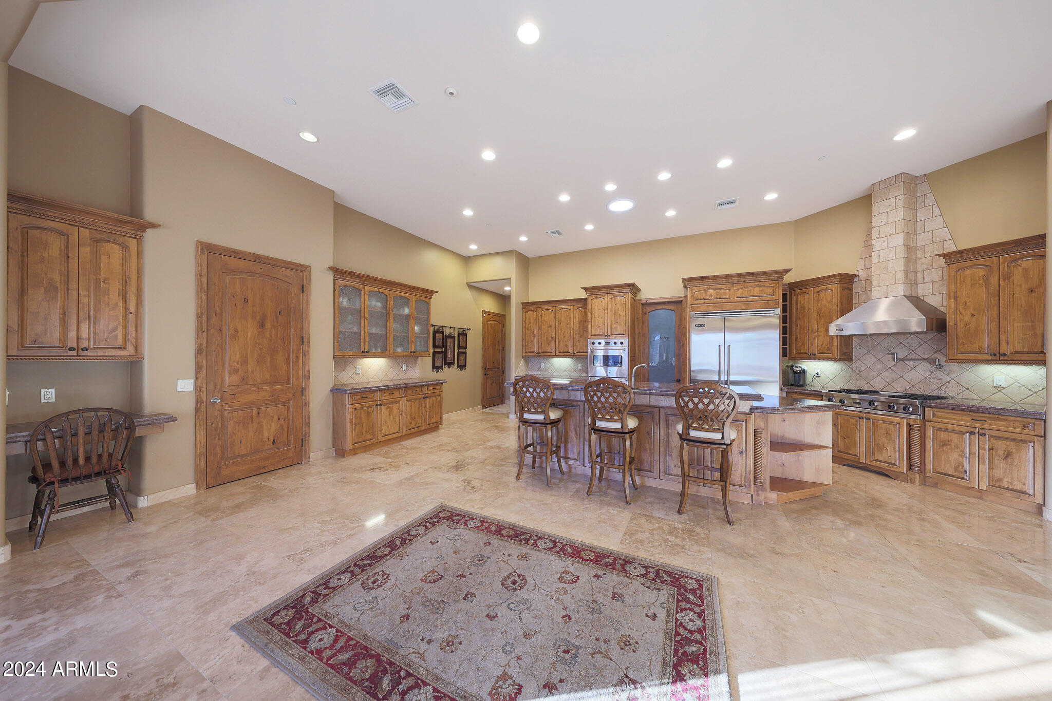 9801 N SOLITUDE Canyon