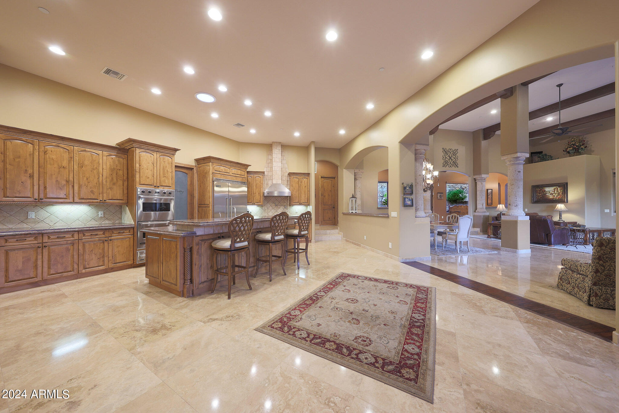 9801 N SOLITUDE Canyon