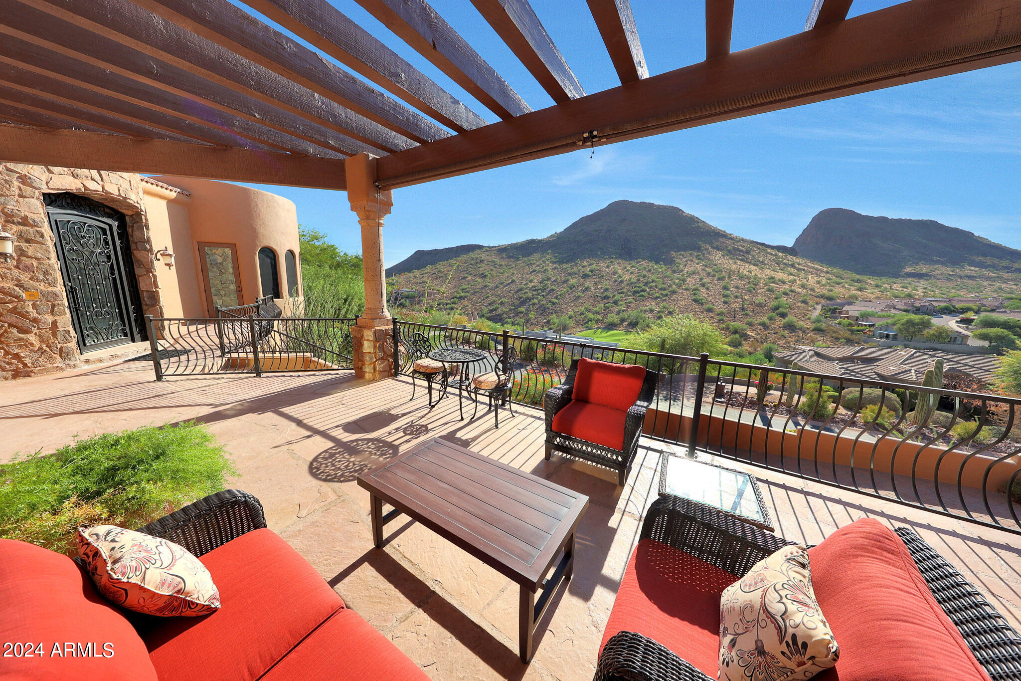 9801 N SOLITUDE Canyon