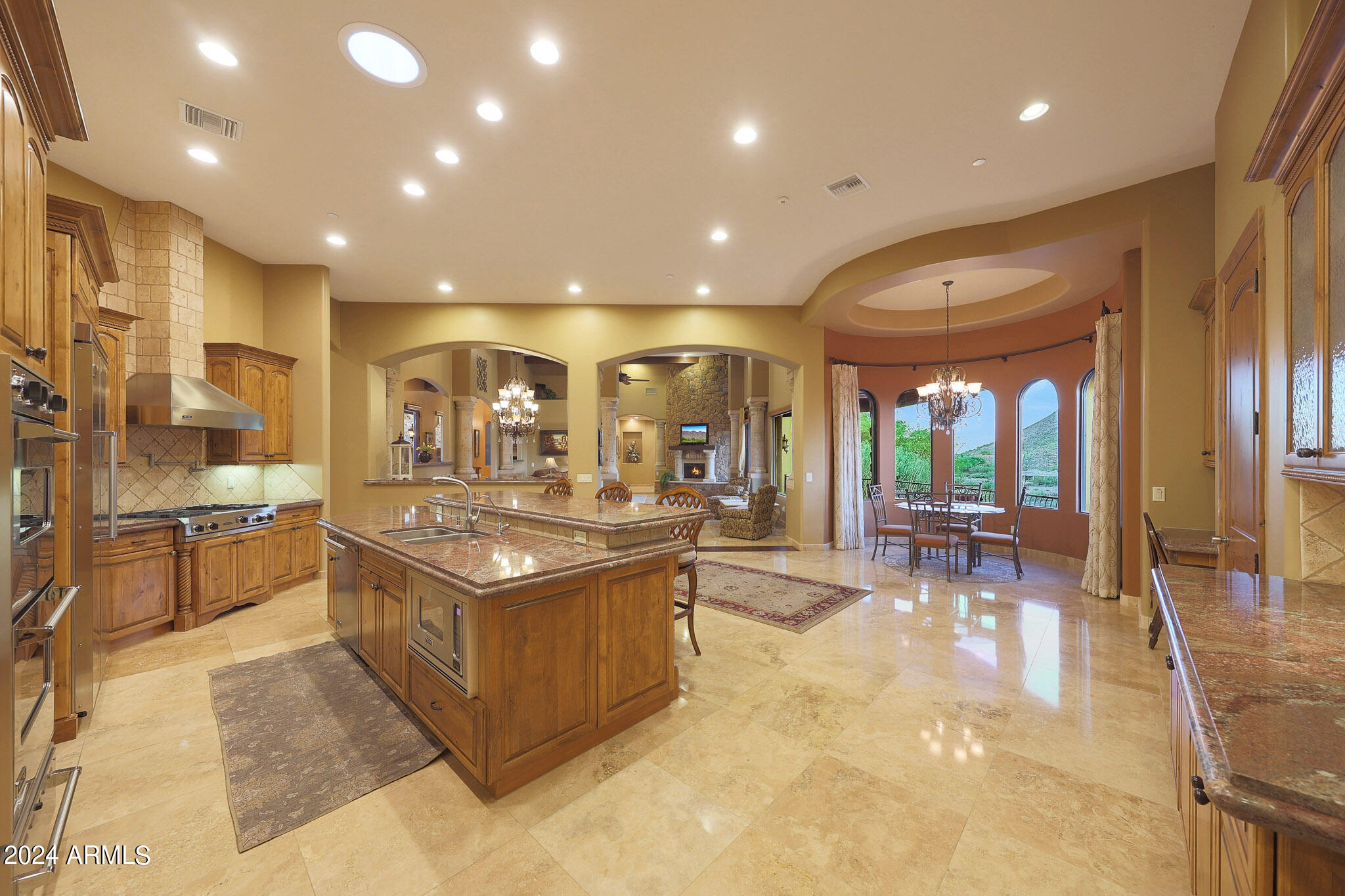 9801 N SOLITUDE Canyon