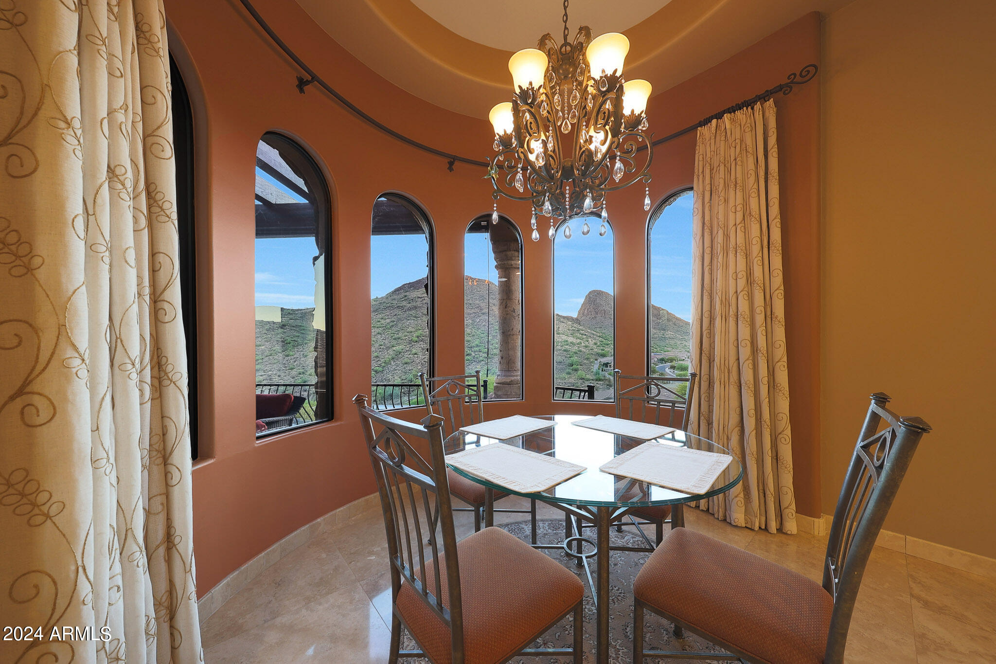 9801 N SOLITUDE Canyon